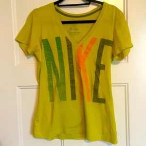 EUC Nike t-shirt